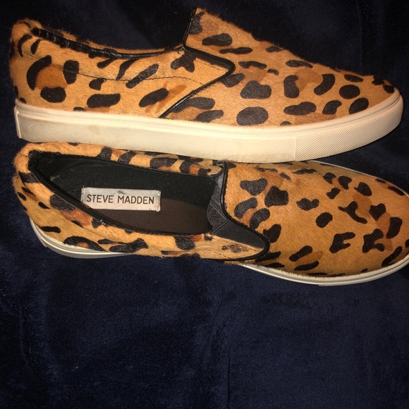Women’s Steve Madden Calf Hair Slip Ons - Picture 2 of 8
